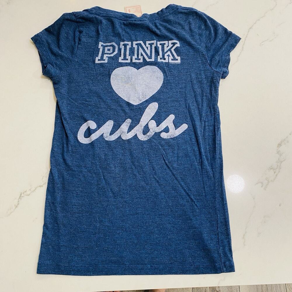 PINK Victoria's Secret T Shirt Chicago Cubs Womens Small Logo Blue Y2K 2009